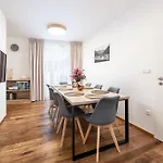 Krkonošský šarm Aparthotel 3*